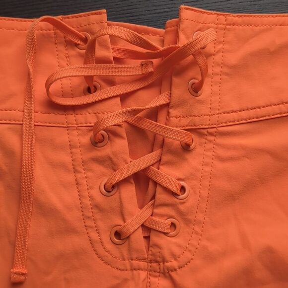 Roxy x Kate Bosworth size M Bermuda board shorts boyshorts Nwot 10" - Picture 5 of 12